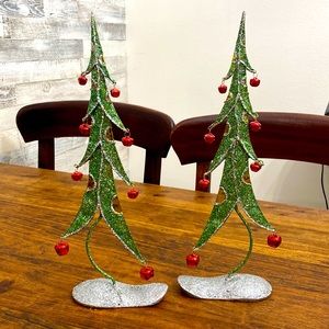 🌼 Sparkly Christmas Trees with bells